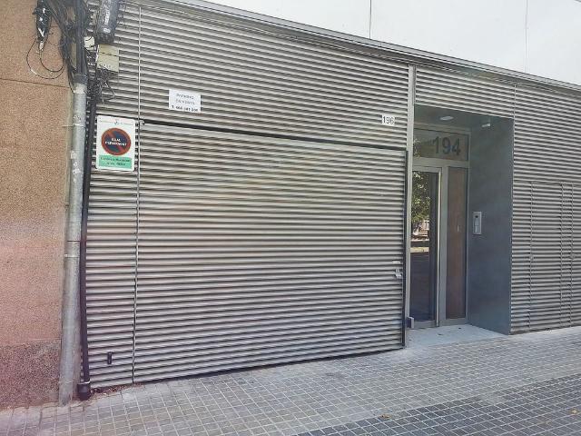 Parking en venta en Sabadell, Sant Oleguer