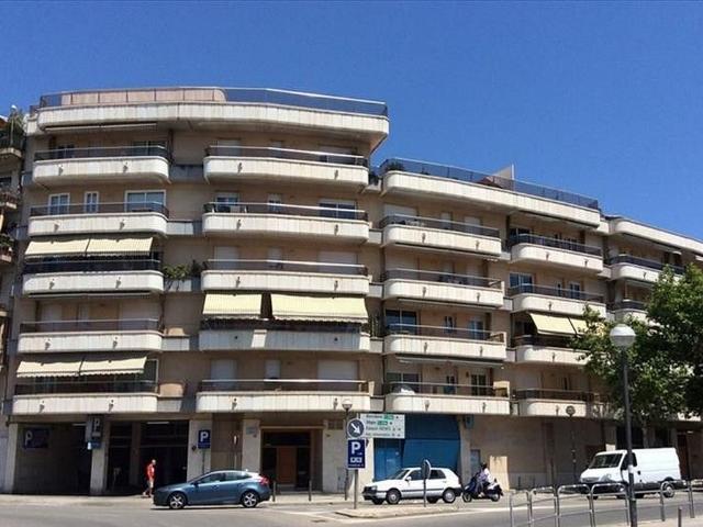Garaje en venta en Plaça de la Sardana, Garraf
