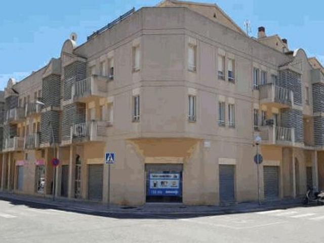 Garaje en venta en La Sénia