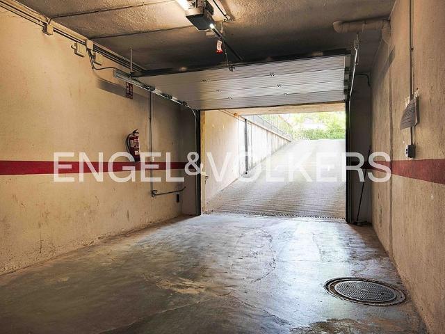 Garaje en venta en Alt Empordà, Catalunya