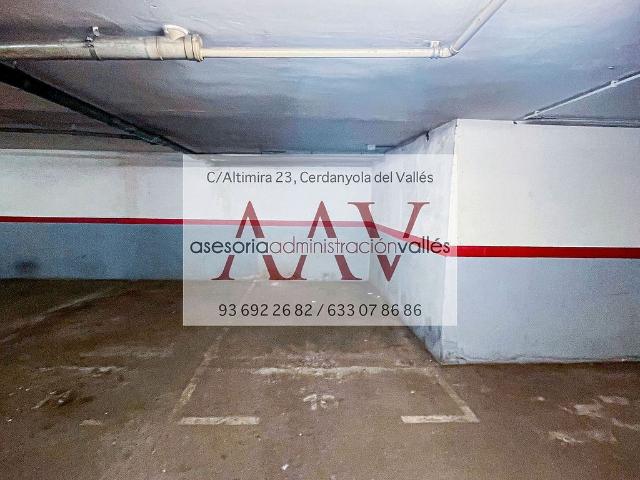 Parking en venta en Cerdanyola Del Vallès, Sant Martí
