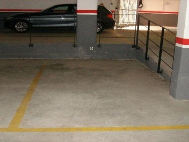 Garaje en venta en l'Eixample de Parets, Vallès Oriental