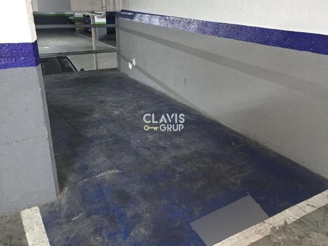 Garaje en venta en Nou Barris, Barcelonès