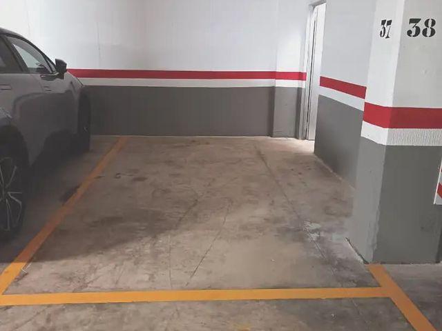 Garaje en venta en Benetússer, València / Valencia