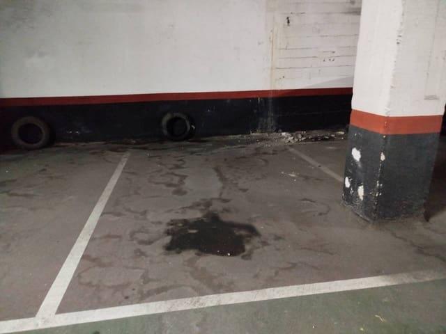 Garaje en venta en Bilbao, Abando