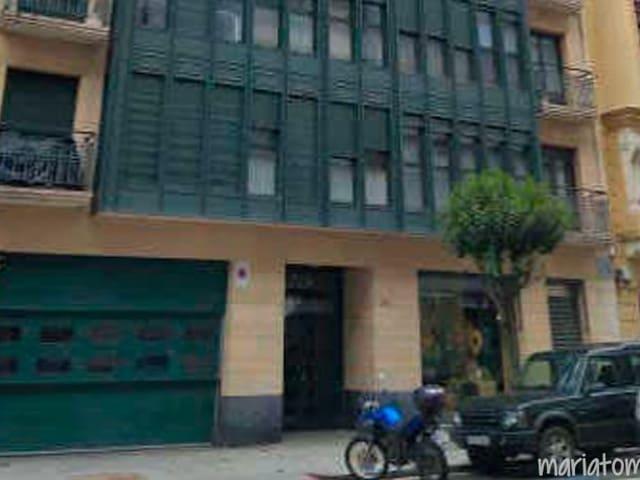 Parking en venta en Bilbao, Abando