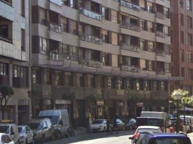 Parking en venta en Bilbao, Abando