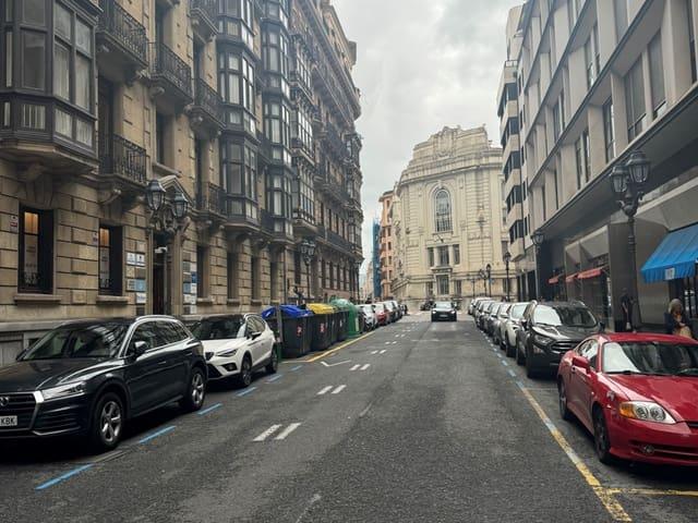 Garaje en venta en Bilbao, Abando