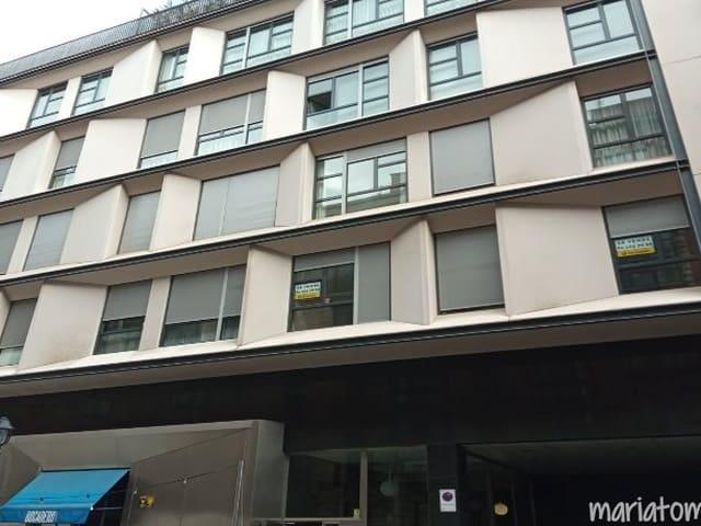 Garaje en venta en Bilbao, Abando