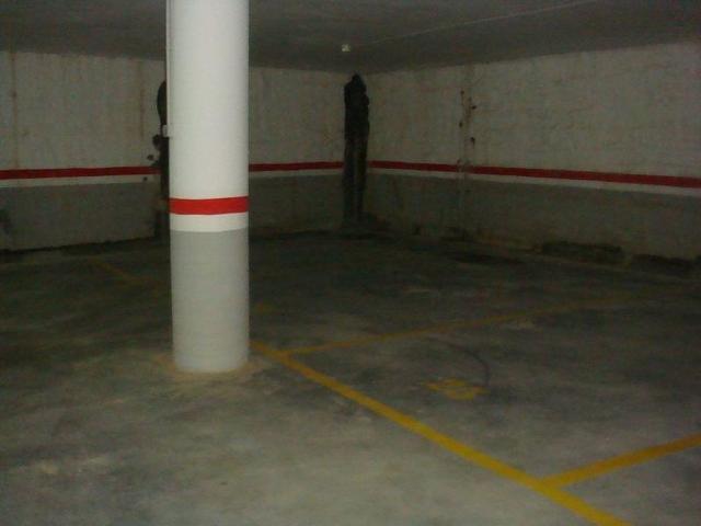 Garaje en venta en Alt Empordà, Catalunya