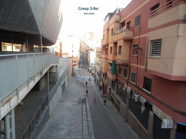 Garaje en venta en Fondo, Barcelonès