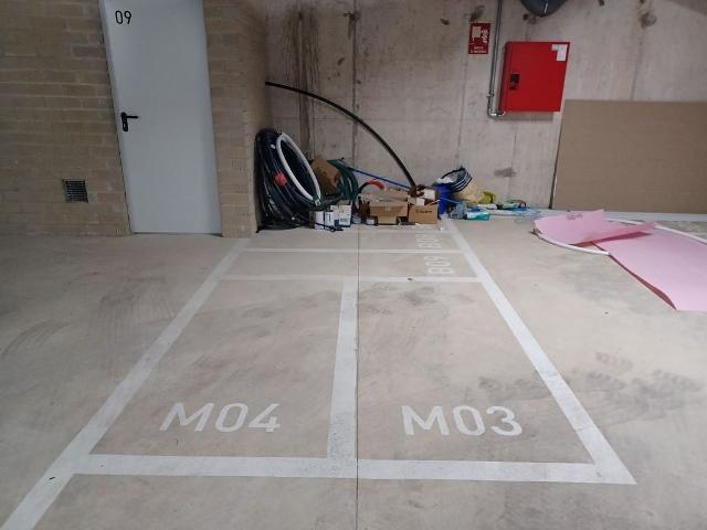 Garaje en venta en Domeny, Gironès