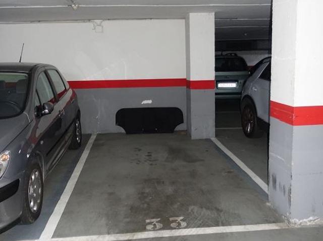 Garaje en venta en L'hospitalet De Llobregat, Barcelona