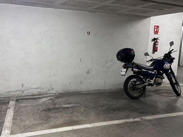 Garaje en venta en les Tries, Garrotxa