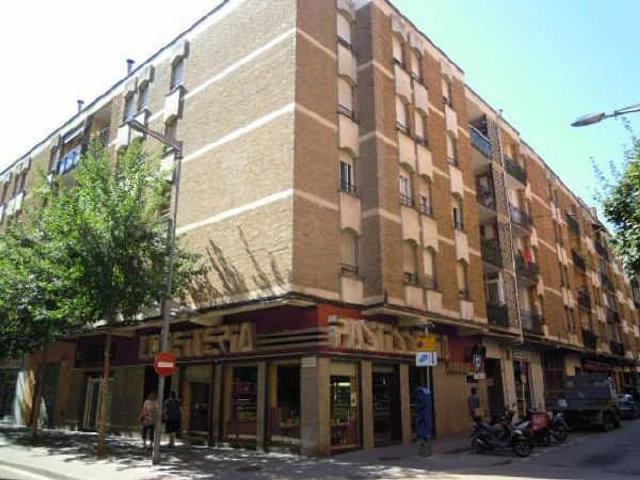 Garaje en venta en Banyoles, Banyoles