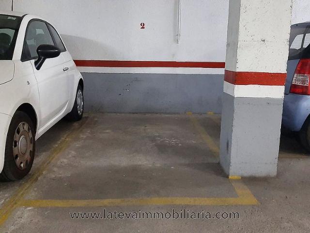 Garaje en venta en les Corts, Barcelona