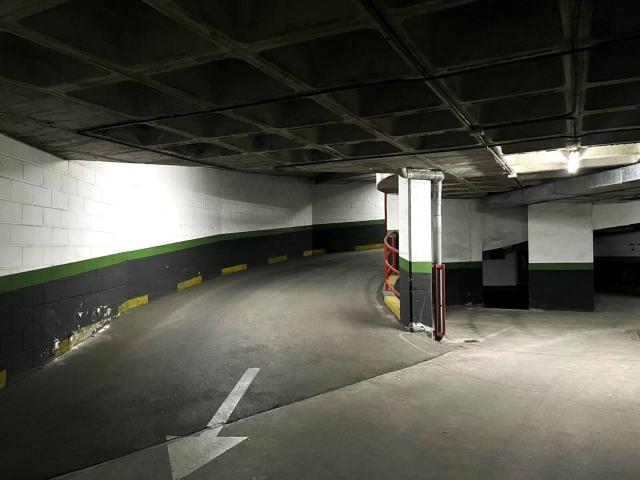 Garaje en venta en Latina, Madrid