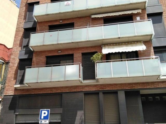 Parking en venta en Badalona, la Salut