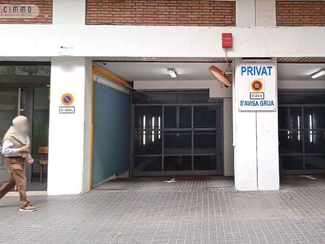 Garaje en venta en Ciutat Vella, Barcelona