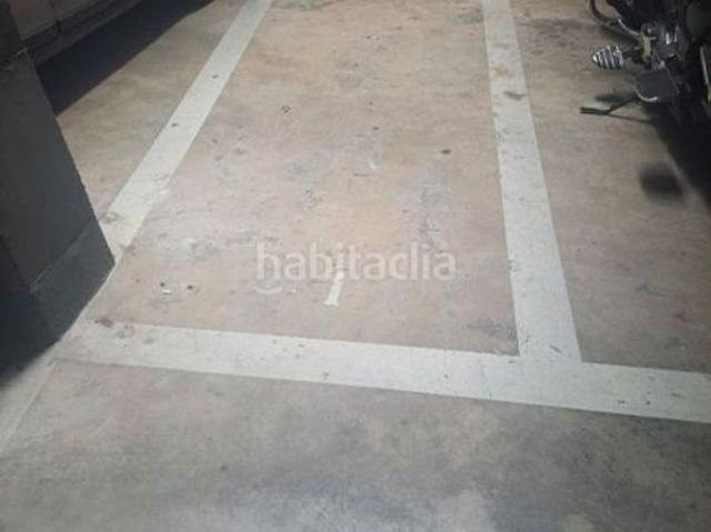 Garaje en venta en Pere Parres, Terrassa