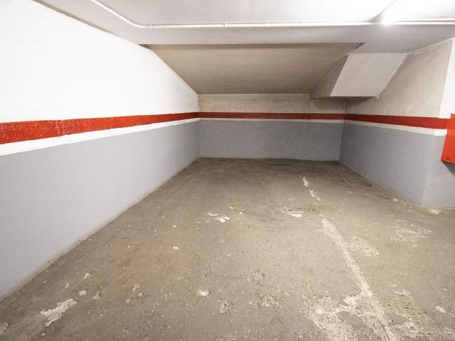 Garaje en venta en Alt Empordà, Catalunya