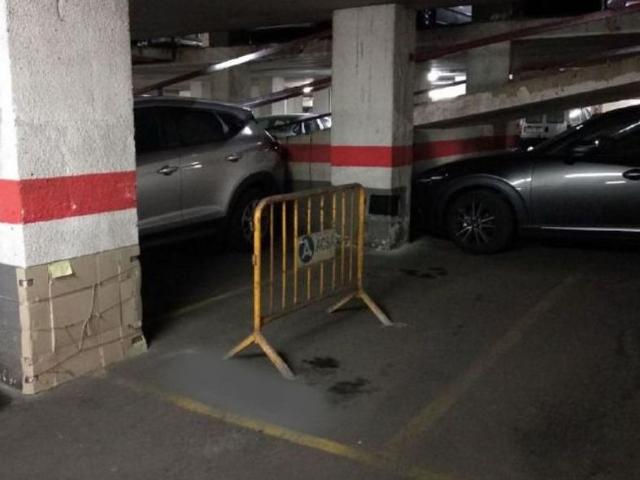 Garaje en venta en Districte III, Barcelonès