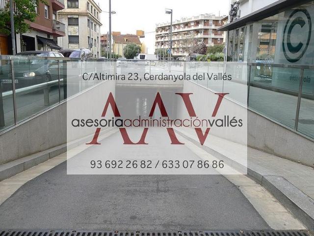 Parking en venta en Cerdanyola Del Vallès, Sant Martí