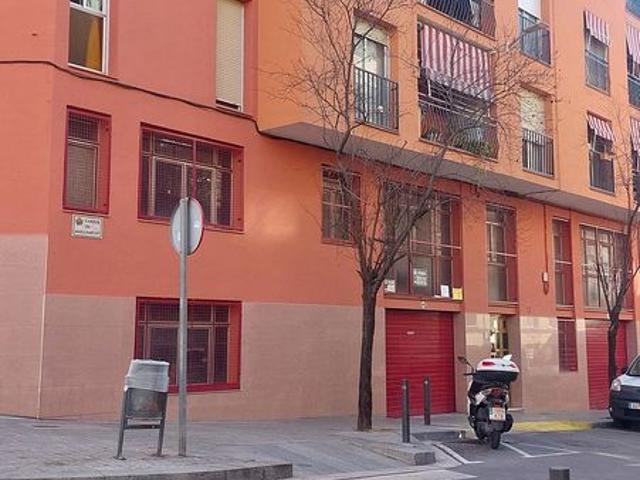 Garaje en venta en Fondo, Barcelonès