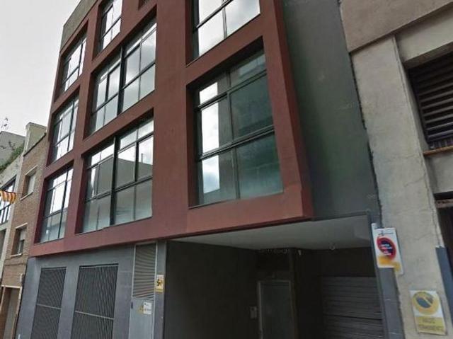 Garaje en venta en Cementiri Vell, Terrassa