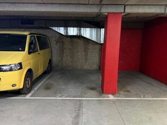 Garaje en venta en Nou Barris, Barcelonès