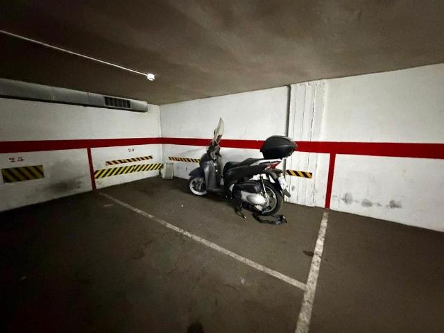 Garaje en venta en Nou Barris, Barcelonès