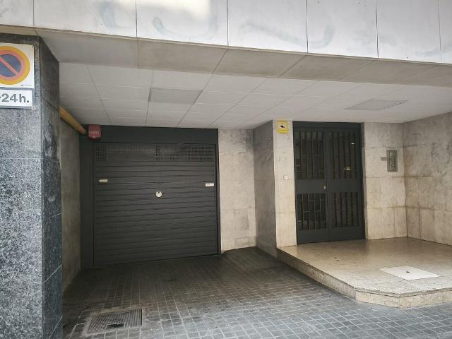 Parking en venta en Barcelona, el Putget i Farró