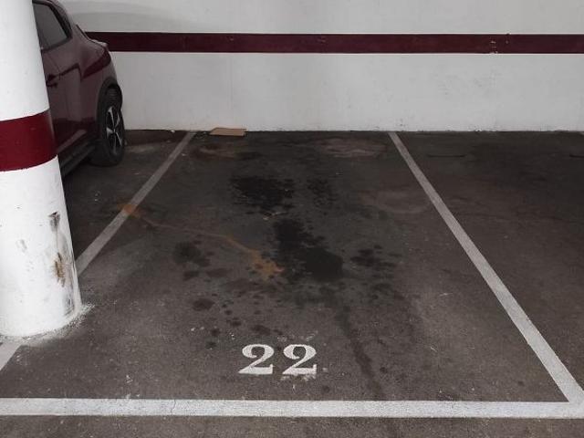 Parking en venta en Badalona, Coll i Pujol