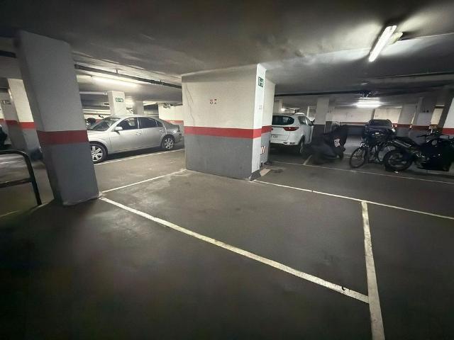 Garaje en venta en Sants-Montjuïc, Barcelonès