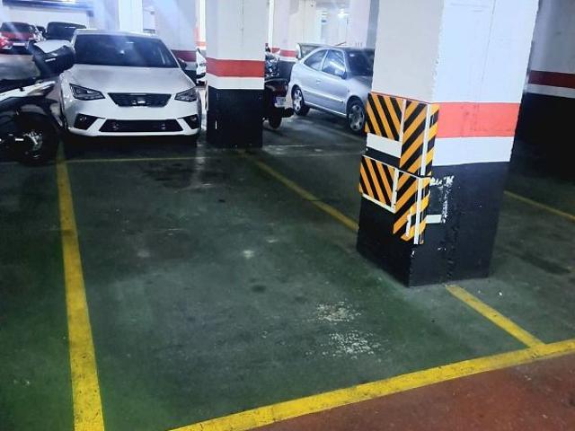 Garaje en venta en Sants-Montjuïc, Barcelonès
