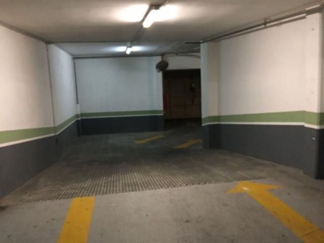 Garaje en venta en Manresa, el Colomer