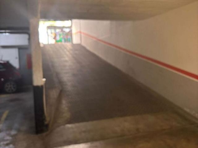 Parking en venta en Barcelona, la Vila de Gràcia