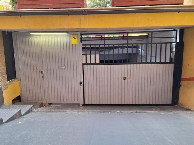 Garaje en venta en Districte II, Barcelonès