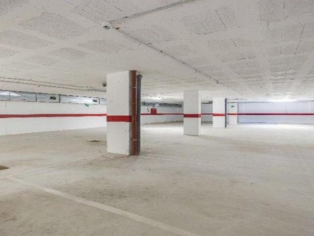 Garaje en venta en Ripollès, Catalunya