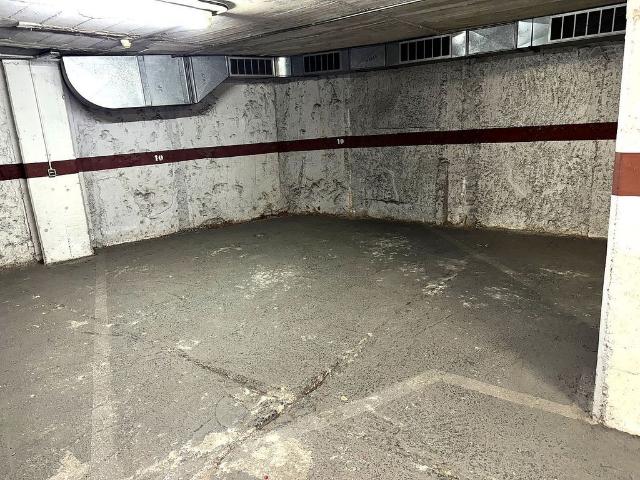 Parking en venta en Barcelona, el Camp de l'Arpa del Clot