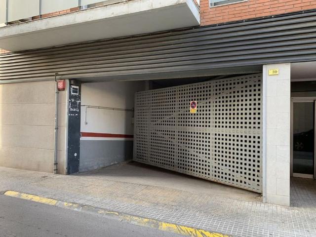 Garaje en venta en Baix Ebre, Catalunya