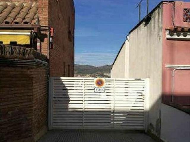 Garaje en venta en Horta-Guinardó, Barcelona