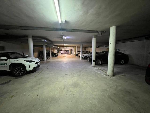 Garaje en venta en Cubelles, Barri de la Creu