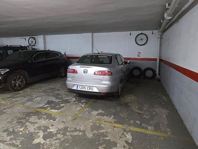 Garaje en venta en el Raval, Badalona