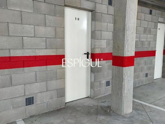 Garaje en venta en El Perelló, Gironès