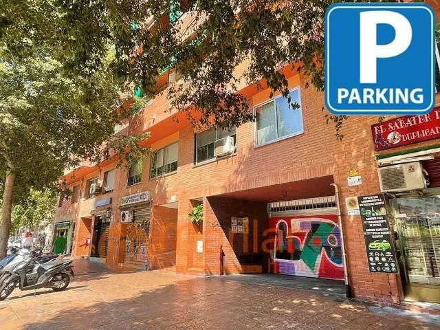 Garaje en venta en Sant Martí, Barcelona