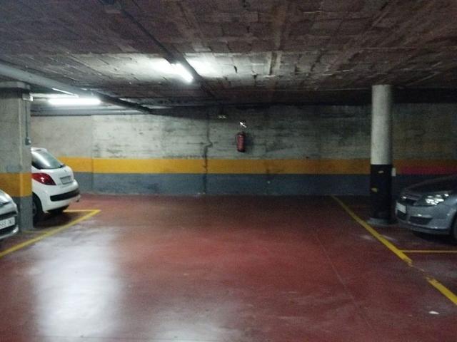 Garaje en venta en Montilivi, Gironès