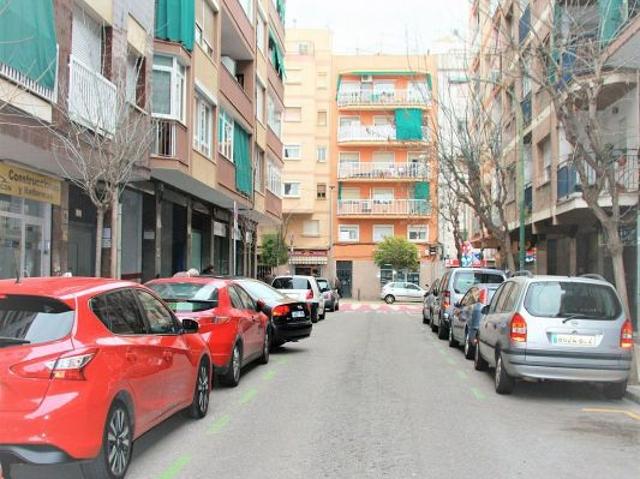 Parking en venta en Esplugues De Llobregat, Can Cervera