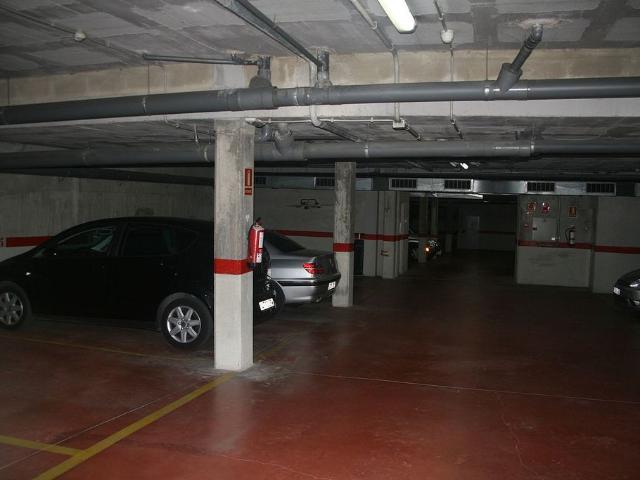 Garaje en venta en Poble Sec, Vallès Oriental