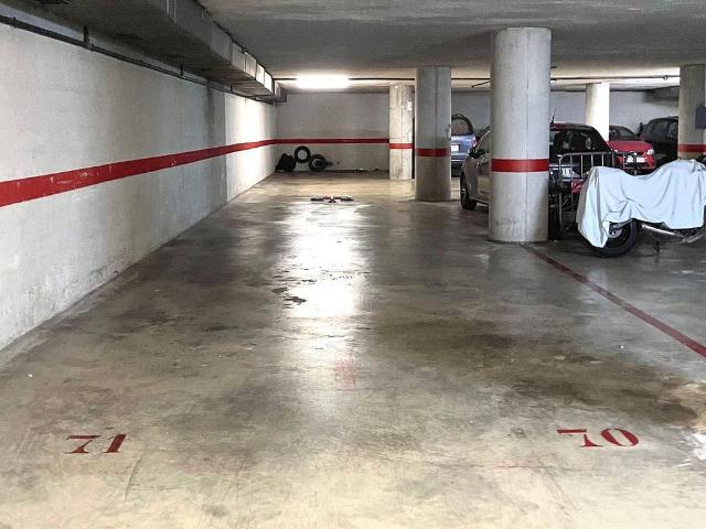 Garaje en venta en Ciutat Vella, Barcelona